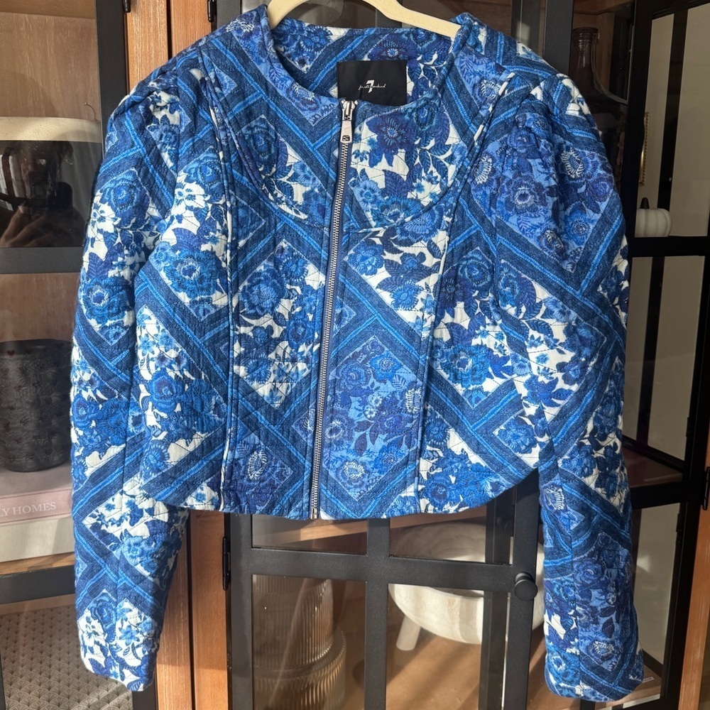 Quilted zip up jacket cropped floral block print boxy toile print grandmillenial